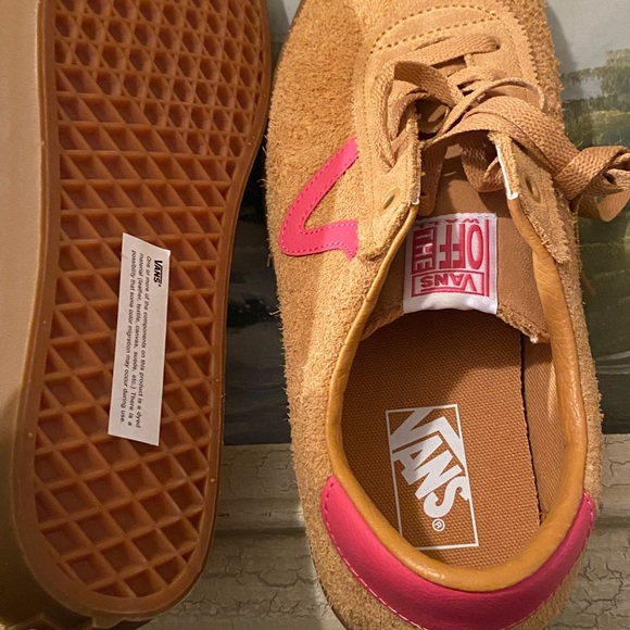 Vans Brown and Pink Sneakers suede size 10.5 mens nwt - Picture 4 of 5